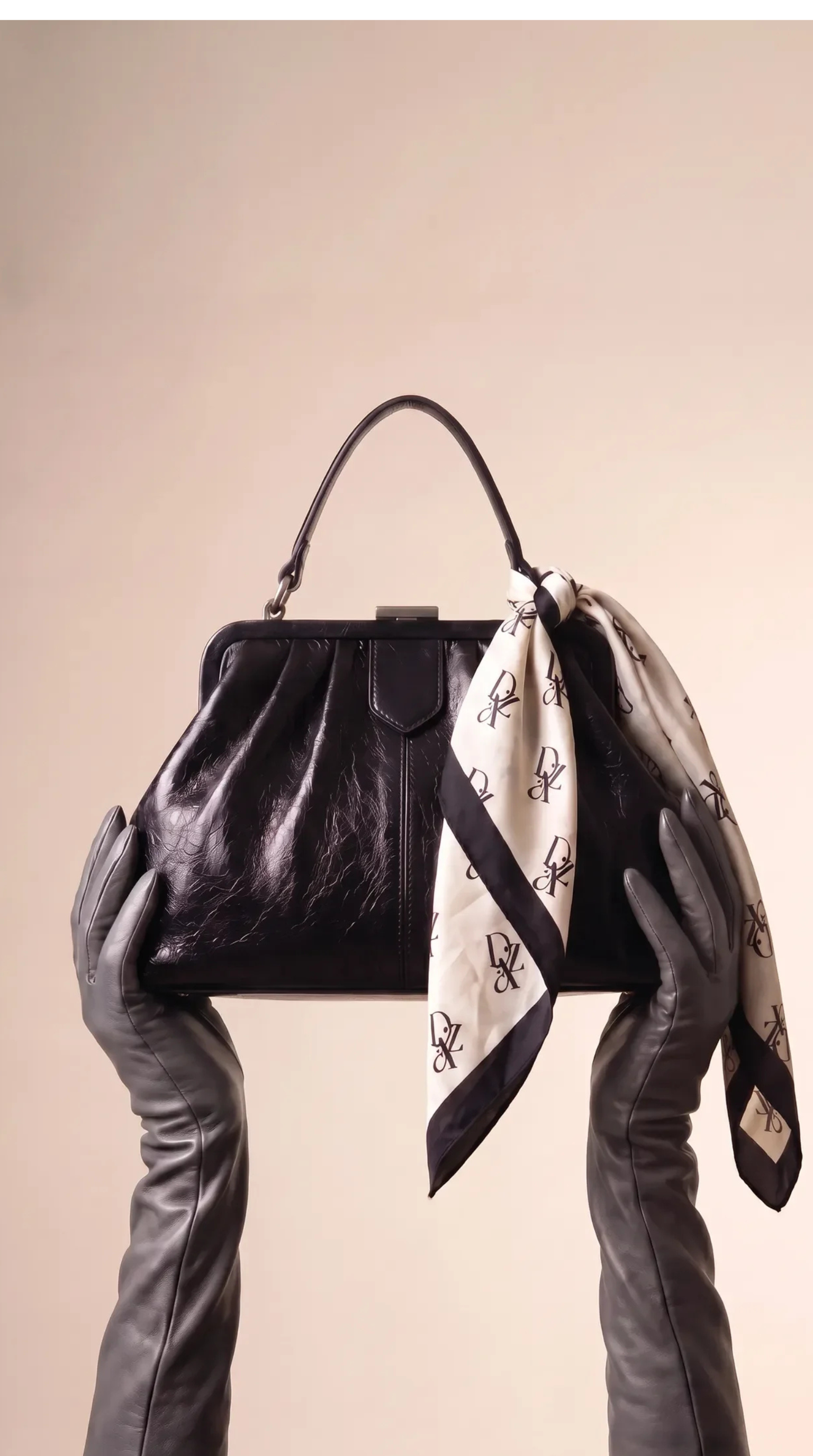 Élan Silk Scarf