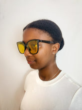 Load image into Gallery viewer, Cal
