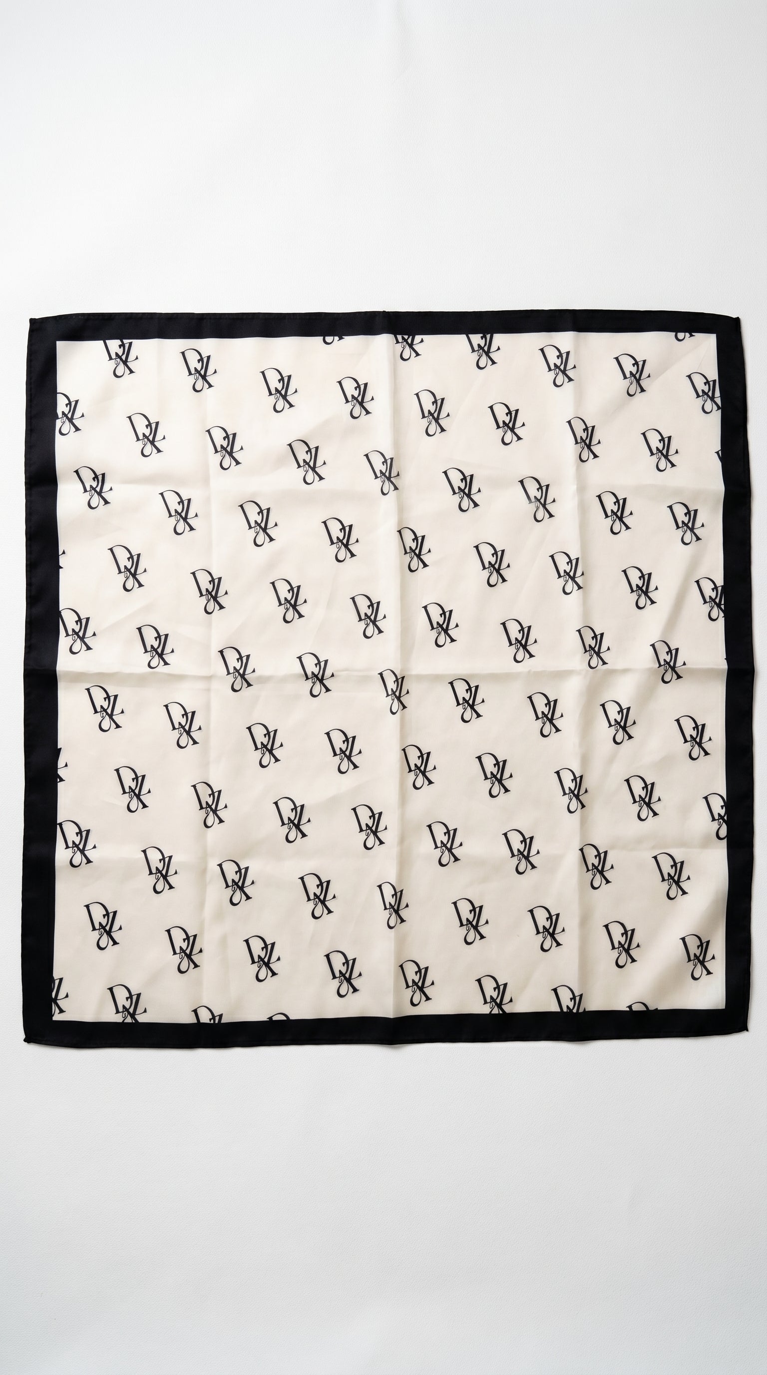 Élan Silk Scarf