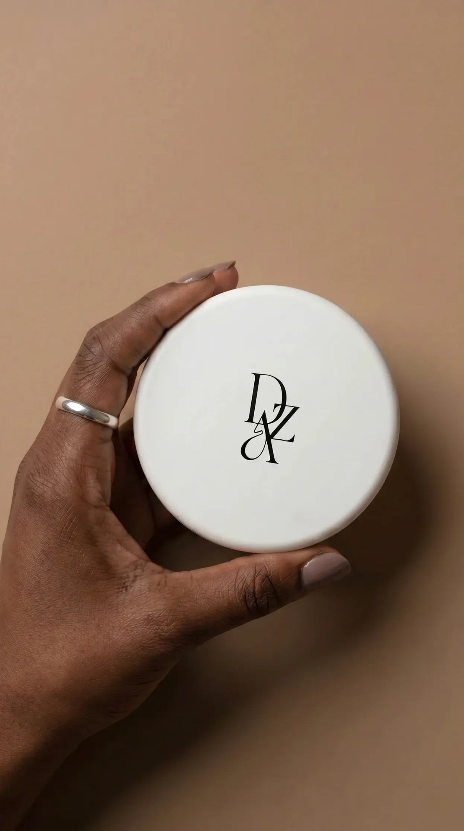 Lumière LED Pocket Mirror with 2x Magnification
